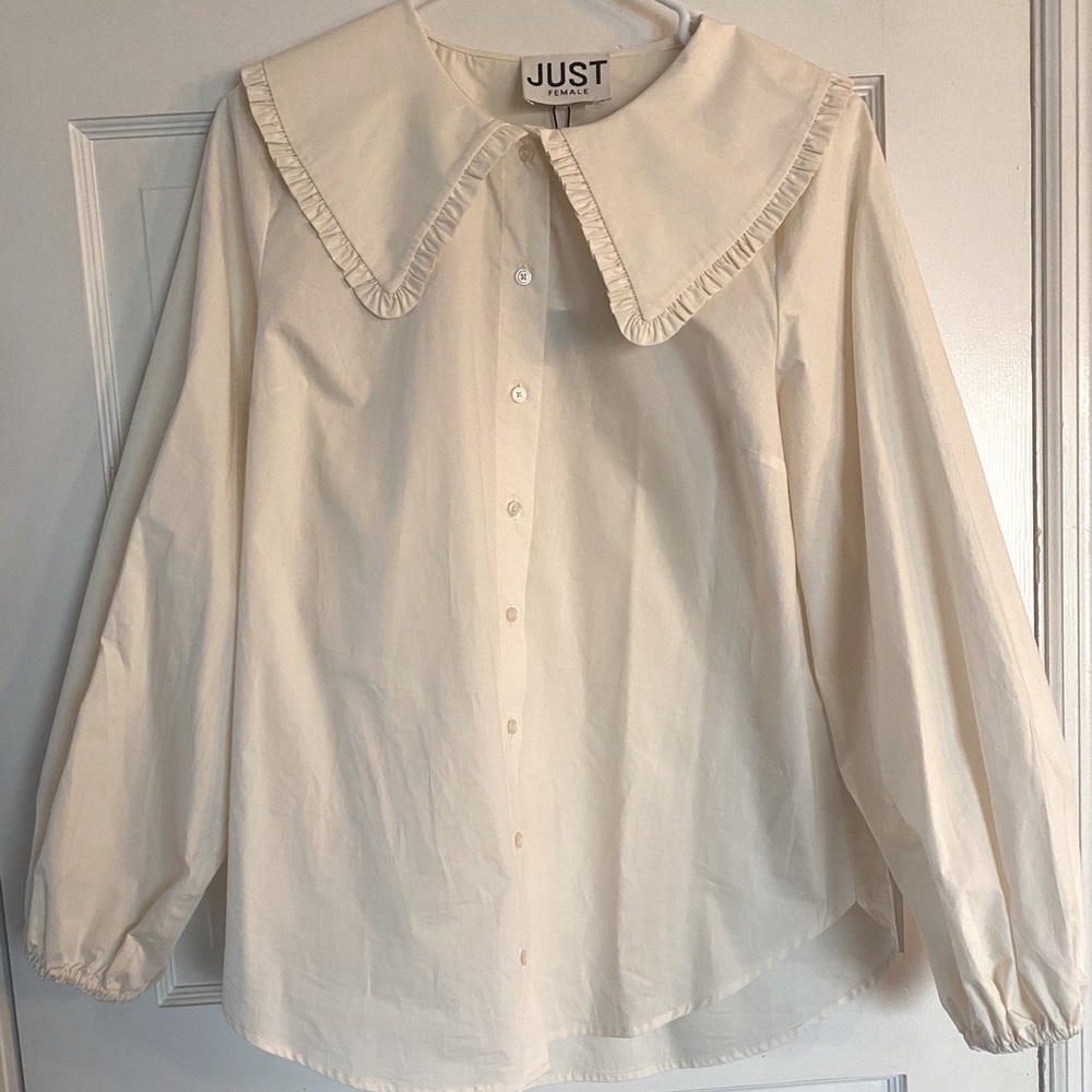 Just Female cream button down shirt.